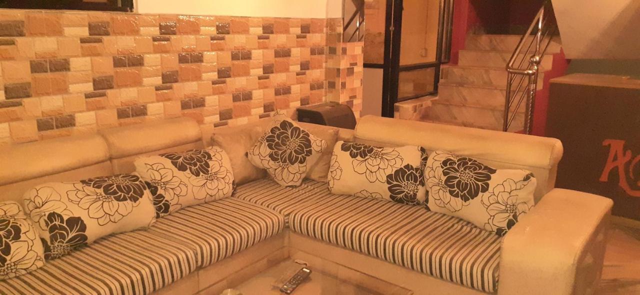 Ambience House Hotel Lalitpur Ngoại thất bức ảnh