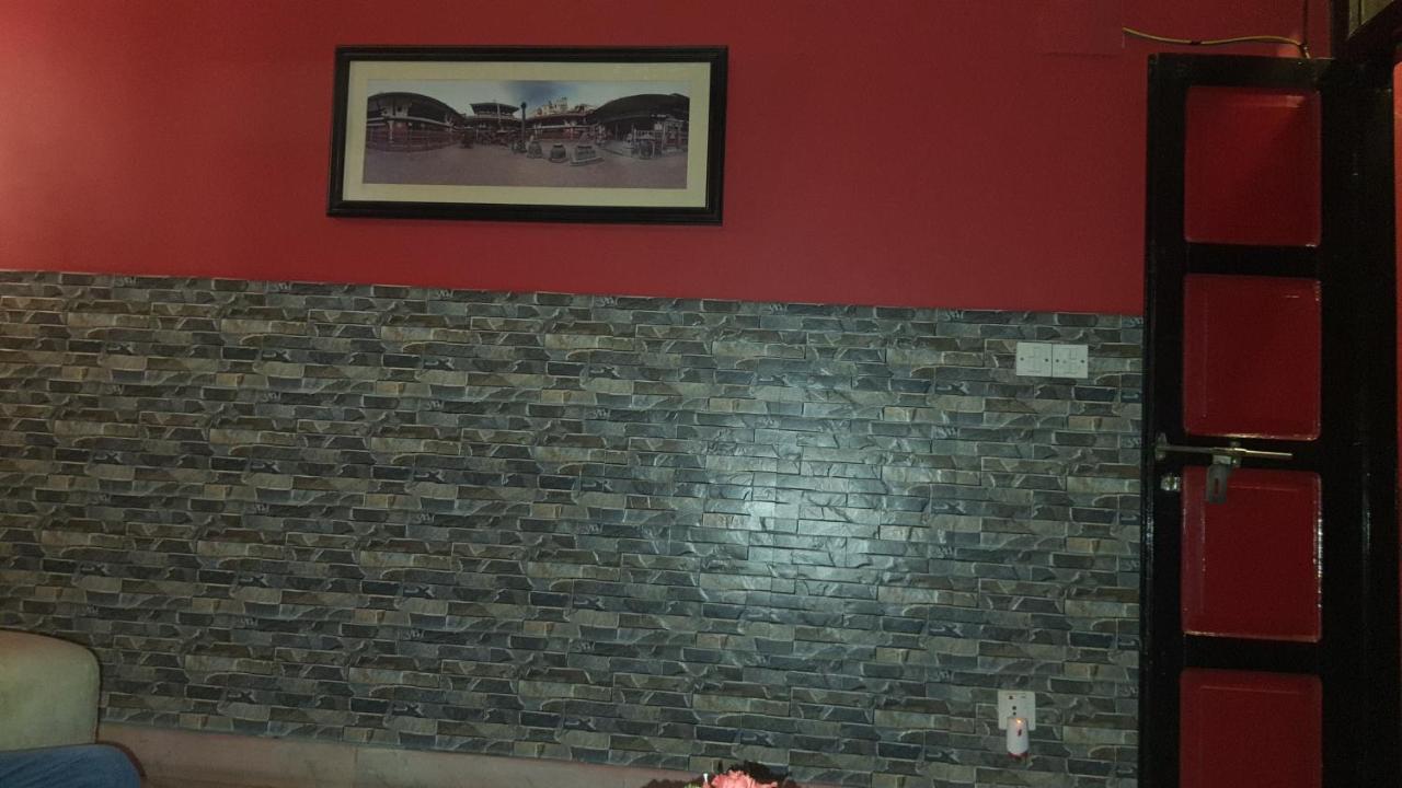 Ambience House Hotel Lalitpur Ngoại thất bức ảnh