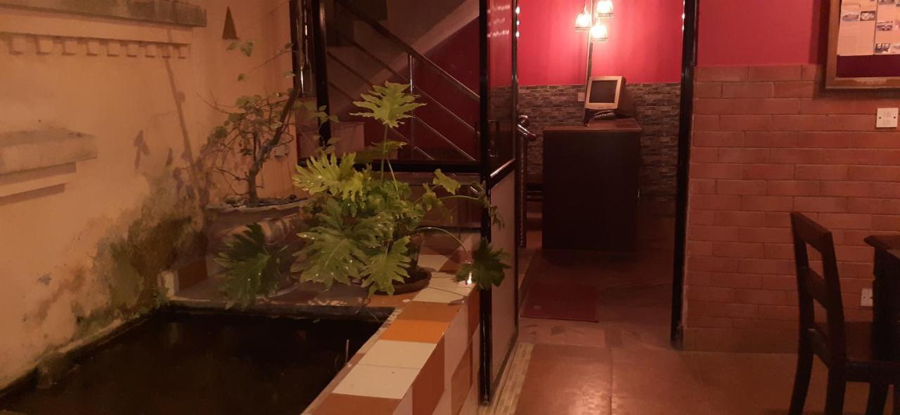 Ambience House Hotel Lalitpur Ngoại thất bức ảnh
